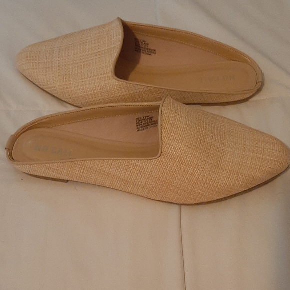 Shoes - Picture 2 of 5